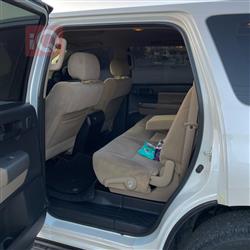 Toyota Sequoia